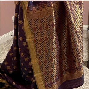 Women’s Traditional soft silk saree